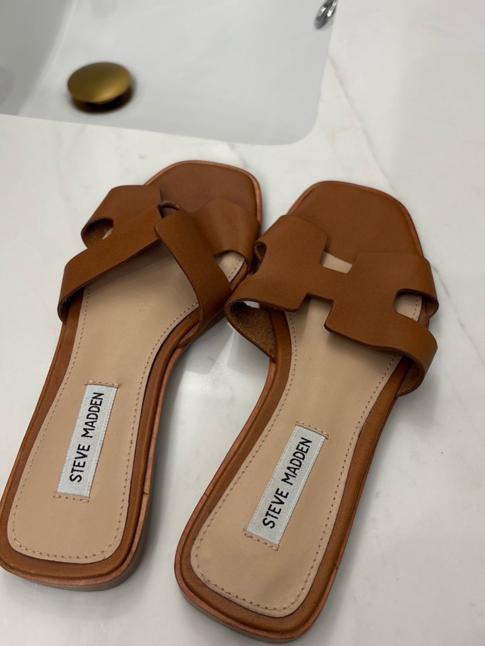 Steve Madden Tan Cutout Slide Sandals - Picture 2 of 4